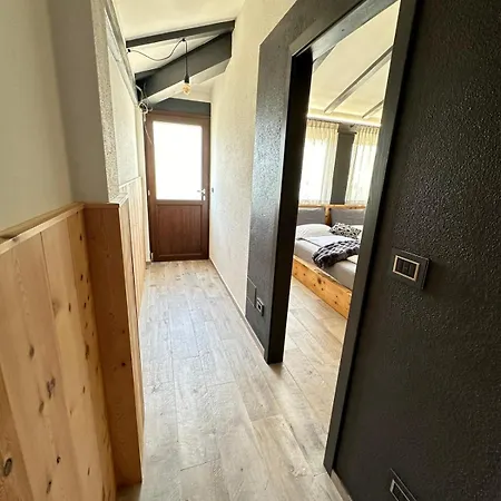 Sara * לוצוראי